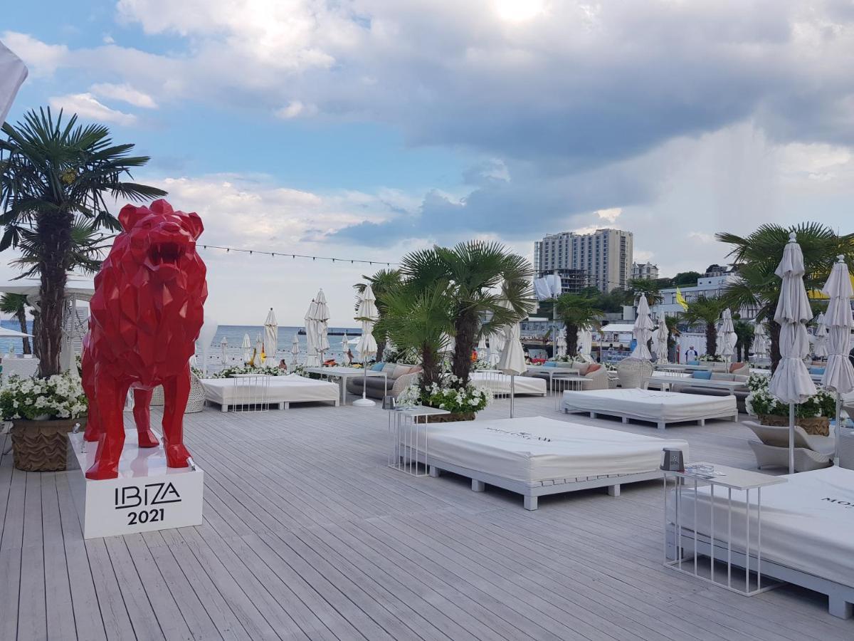 Arcadia Sky Lägenhet Odessa Exteriör bild